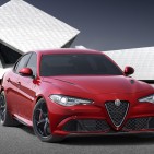 2016-Alfa-Romeo-Giulia-front-three-quarter-unveiled-press-shot