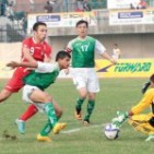 AFC-under-16-Pakistani-goal-keeper-affecting-a-fine-save-against-Iran-150x150