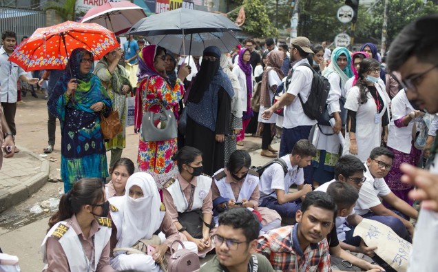 BANGLADESH PROTESTS image