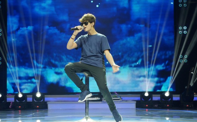 HJ live - blue background