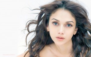 aditi_rao_hydari_2015-wide