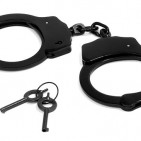handcuffs-2202224__340
