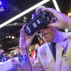 Lord March tries Virtual reality goggles in the FoS Future lab, FoS 2017