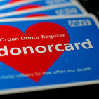 nhs-donor-card-pic-rex-480004380