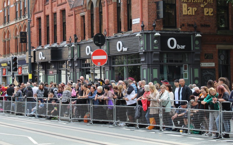 ozz crowd