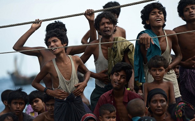 rohingya-boat-koh-lipe-thailand