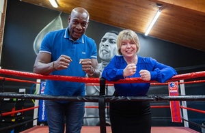 s300_minister-caulfield-visit-to-the-frank-bruno-foundation