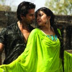 shahid_priyanka_in_teri_meri_kahani-1280x800